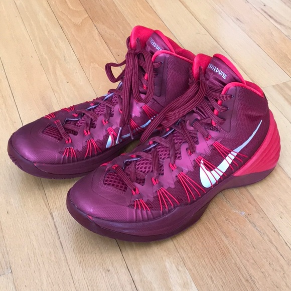 Nike Shoes - Nike Hyperdunk Basketball Shoes